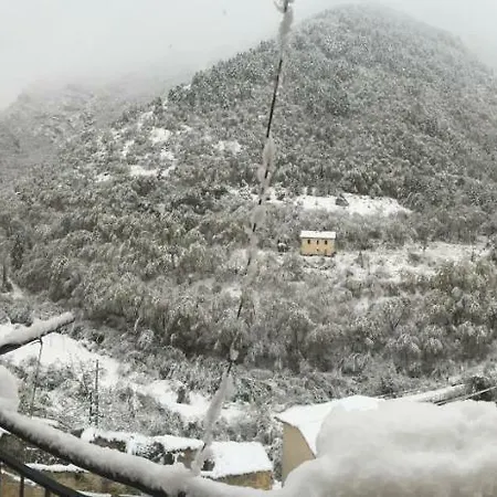 Casa Ai Piedi Della Riserva Naturale * Pettorano sul Gizio