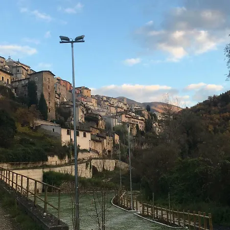 Casa vacanze Casa Ai Piedi Della Riserva Naturale *