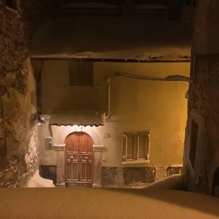 Casa Ai Piedi Della Riserva Naturale Ferienhaus *
