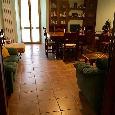 Casa Ai Piedi Della Riserva Naturale Ferienhaus
